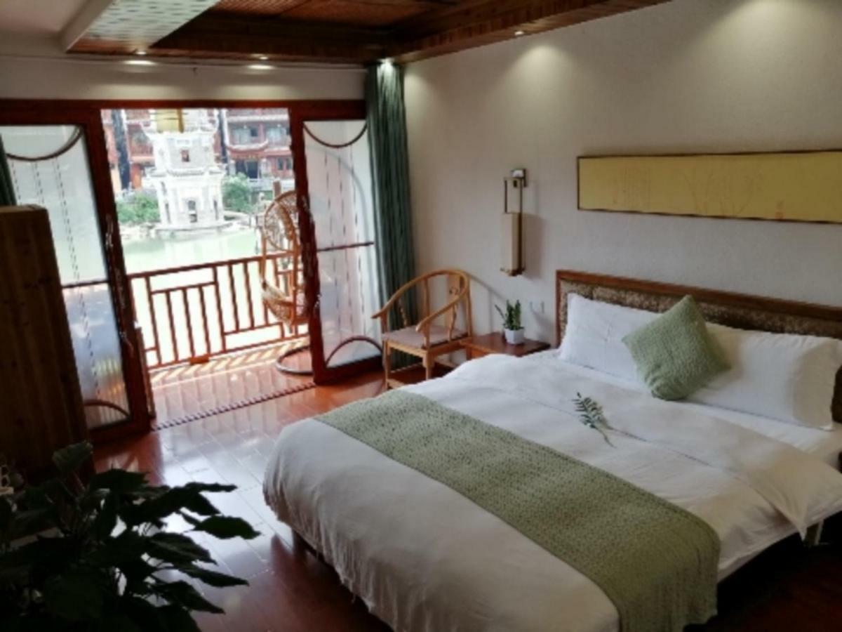 沱江缘民宿 Fenghuang County Exterior photo